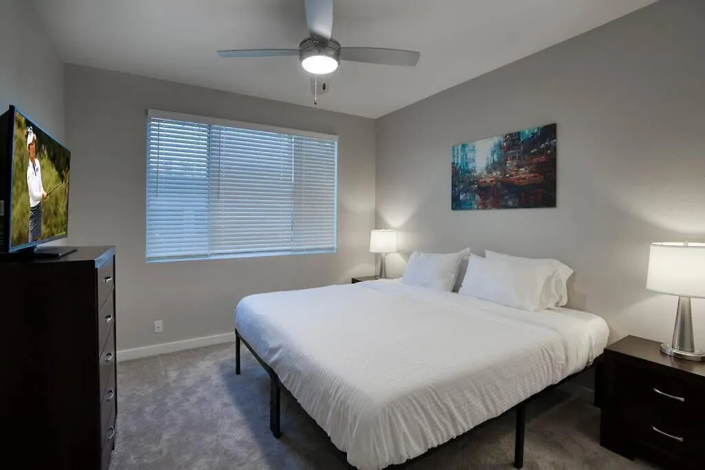 Modern 3-Br Condo In North Scottsdale Apartment