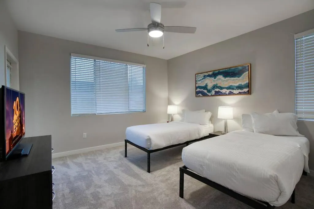 Apartment Modern 3-Br Condo In North Scottsdale