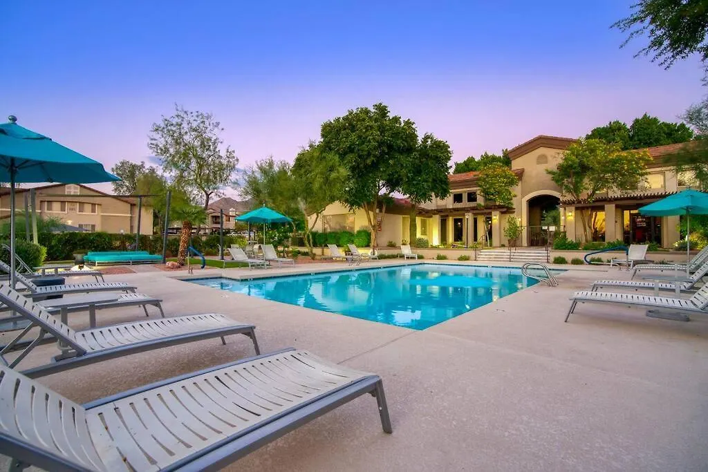 Modern 3-Br Condo In North Scottsdale Apartment